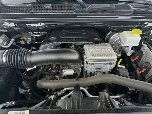 Used 2021 RAM 1500 Big Horn image 32