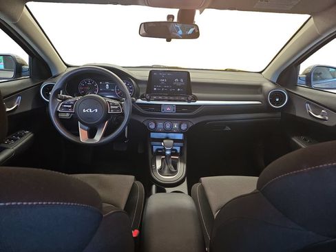Used 2023 Kia Forte LXS w/ LXS Technology Package FWD image 10