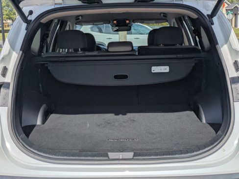 Used 2022 Hyundai Santa Fe SEL w/ Convenience Package image 12