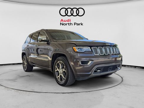 Used 2020 Jeep Grand Cherokee Overland RWD image 7