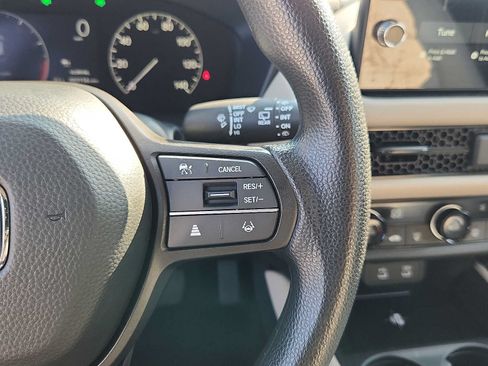 Certified 2026 Honda HR-V LX image 21