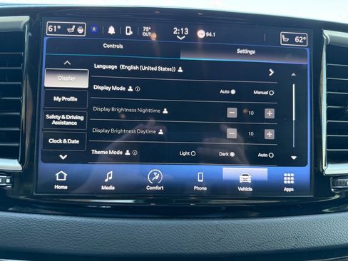 Used 2024 Chrysler Pacifica Touring-L FWD image 42