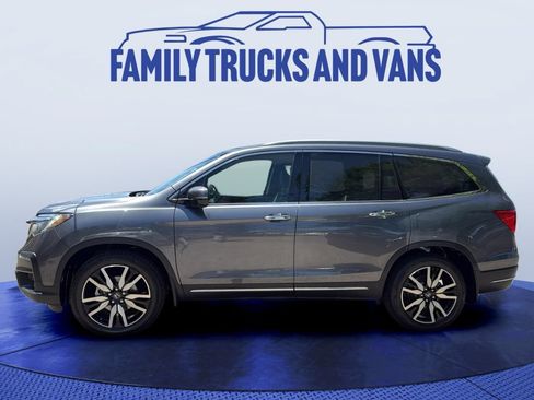 Used 2021 Honda Pilot Touring image 2