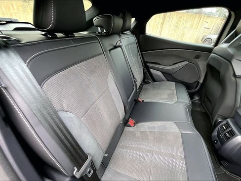 Used 2025 Ford Mustang Mach-E GT AWD/4WD image 19