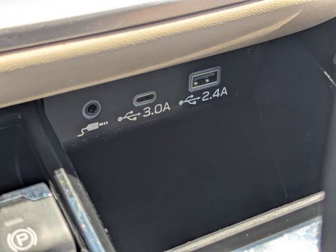 Used 2024 Subaru Outback Limited AWD/4WD image 22