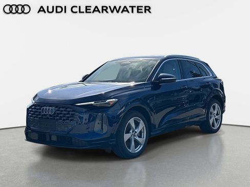 New 2025 Audi Q5 Prestige image 1