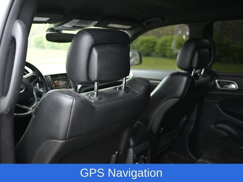 Used 2018 Jeep Grand Cherokee Altitude AWD/4WD image 20
