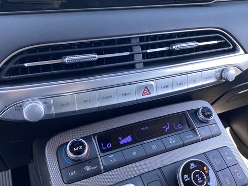 Certified 2022 Hyundai Palisade Limited AWD/4WD image 28