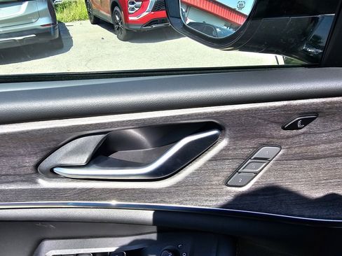 New 2025 Jeep Grand Cherokee L Overland w/ Advanced Protech Group III image 37