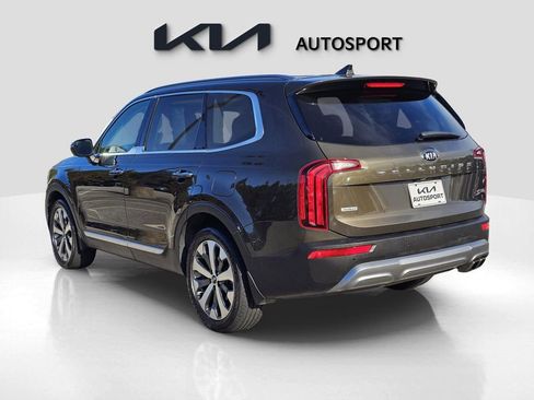 Used 2021 Kia Telluride S image 12