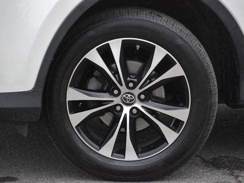 Used 2015 Toyota RAV4 Limited w/ Technology Package image 35