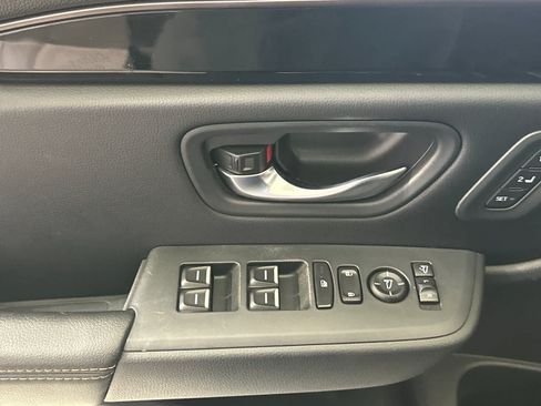 Used 2024 Honda Pilot TrailSport image 13