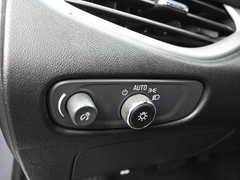 Used 2024 Chevrolet Malibu LT FWD image 14