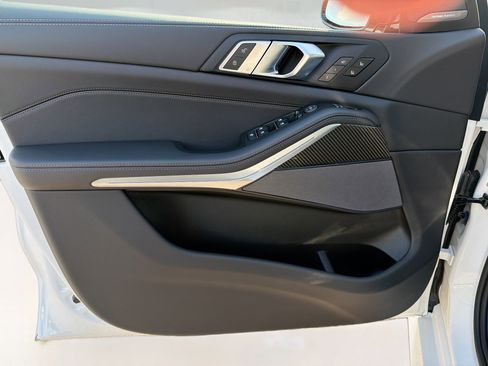 New 2026 BMW X5 M60i image 21