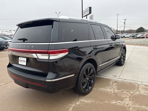Used 2023 Lincoln Navigator Reserve image 7