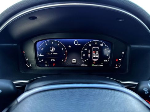 Used 2024 Honda Civic Touring image 15
