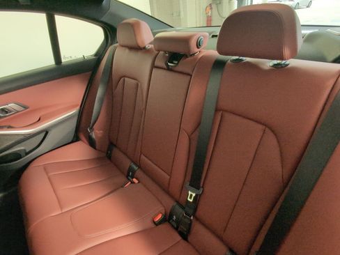 Used 2026 BMW 330i xDrive Sedan w/ Premium Package image 28