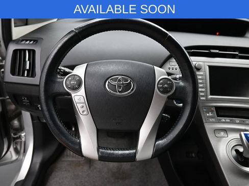 Used 2015 Toyota Prius Four w/ Deluxe Solar Roof Package FWD image 15