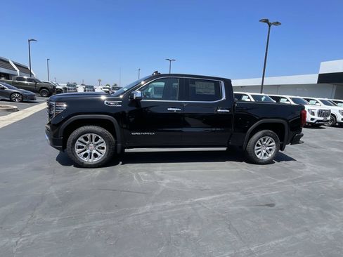 New 2026 GMC Sierra 1500 Denali w/ Technology Package AWD/4WD image 6