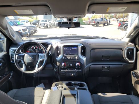 Used 2021 Chevrolet Silverado 1500 RST image 19