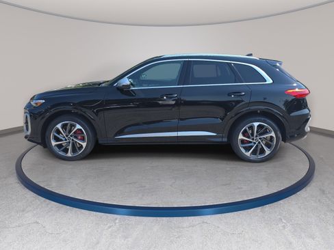 New 2026 Audi SQ5 Premium Plus AWD/4WD image 8