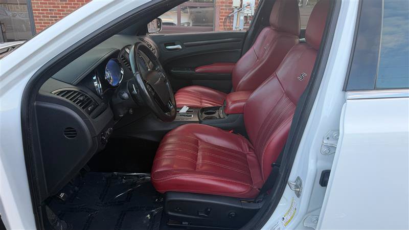 Used 2014 Chrysler 300 S w/ Luxury Group AWD/4WD image 24