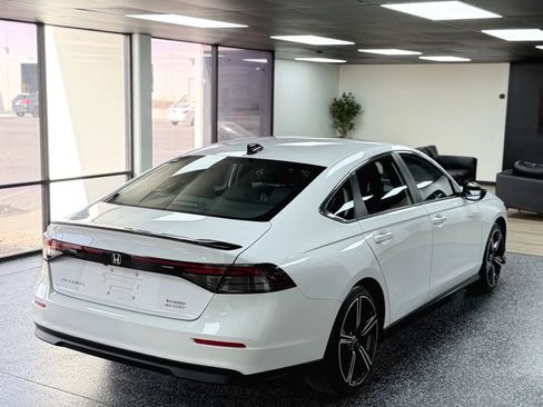 Used 2025 Honda Accord Sport image 10