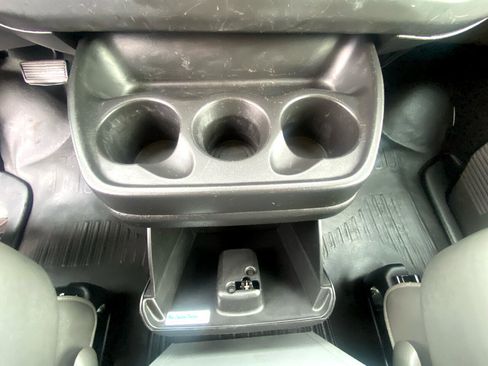 Used 2022 Chevrolet Express 3500 RWD 3500 135 w/ Driver Convenience Package image 35