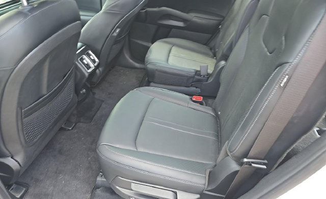 Used 2025 Kia Sorento EX AWD/4WD image 8