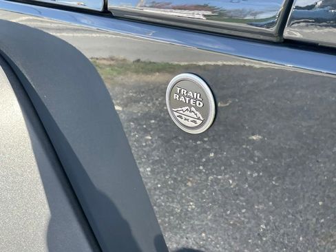 Used 2017 Jeep Wrangler Unlimited Sport image 31