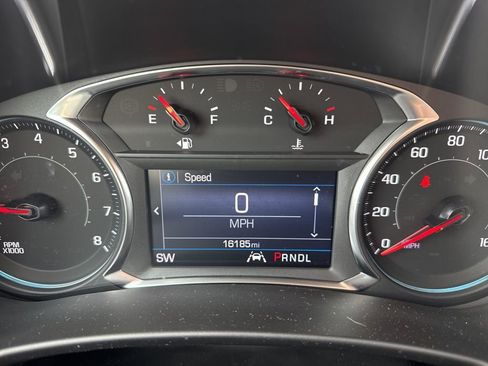 Used 2024 Chevrolet Equinox LT FWD image 22