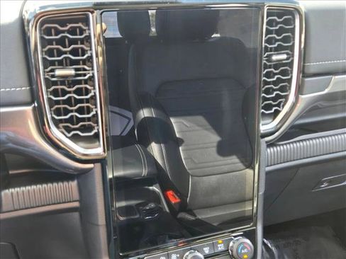 New 2025 Ford Ranger Lariat w/ Trailer Tow Package image 12