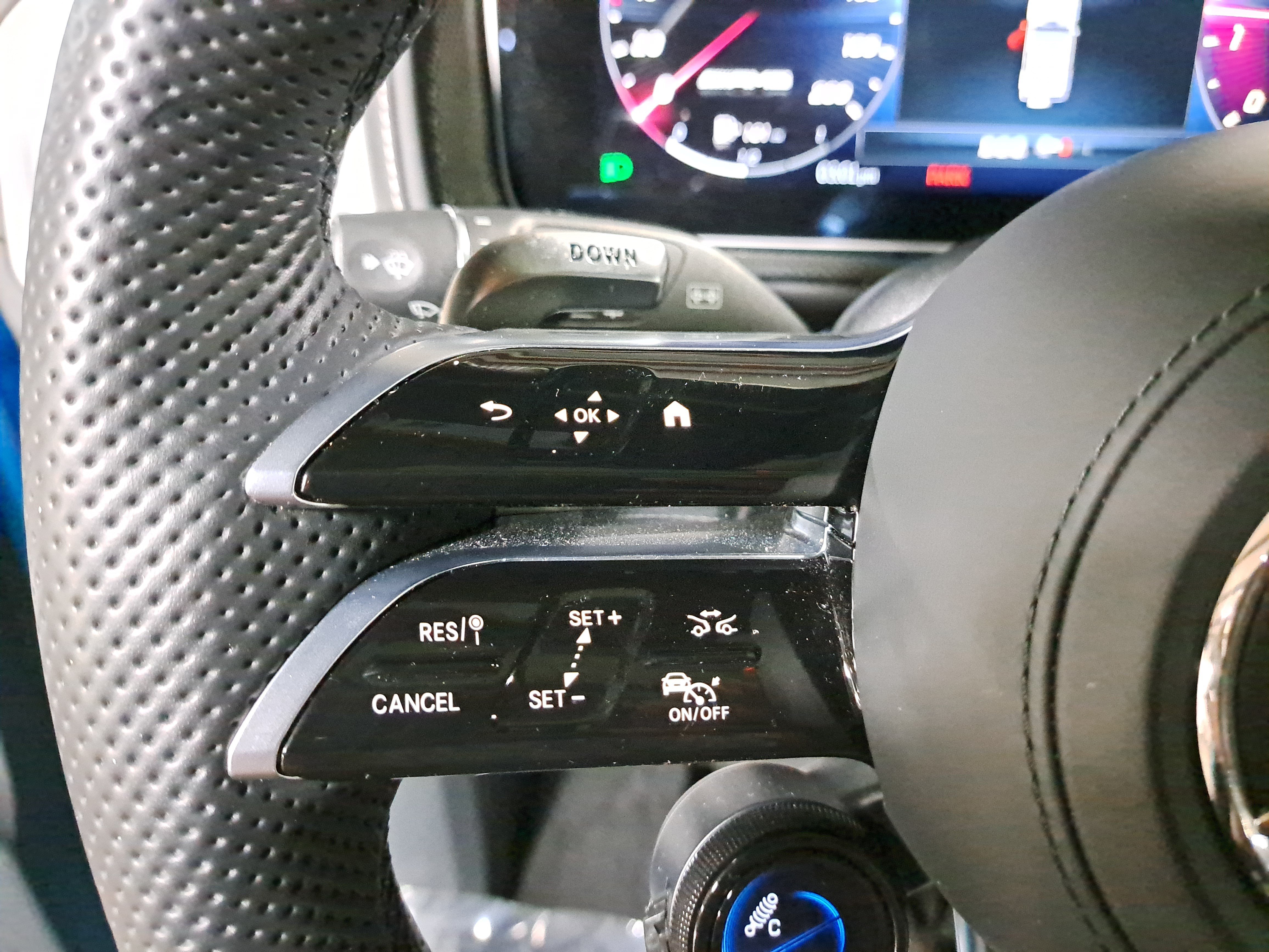 Certified 2026 Mercedes-Benz G 63 AMG 4MATIC image 18