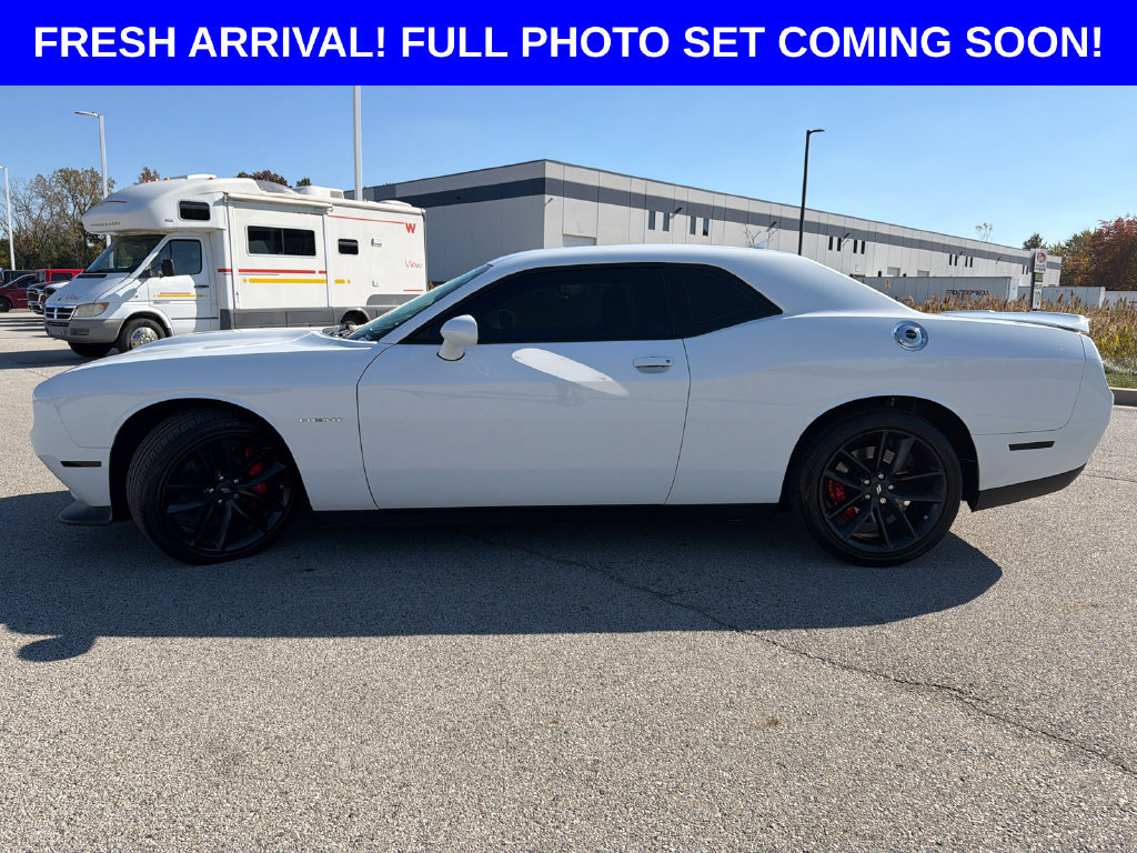 Used 2022 Dodge Challenger R/T w/ Plus Package RWD image 7