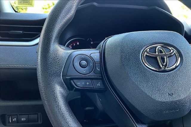 Used 2024 Toyota RAV4 LE AWD/4WD image 11