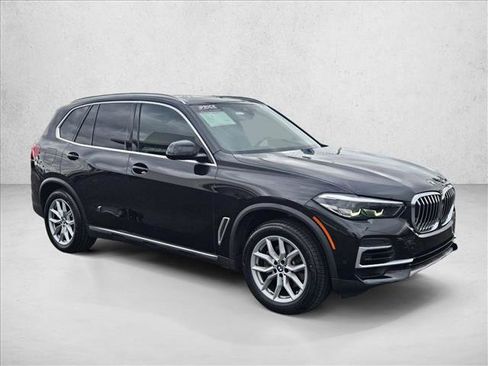 Certified 2023 BMW X5 sDrive40i w/ Premium Package image 3