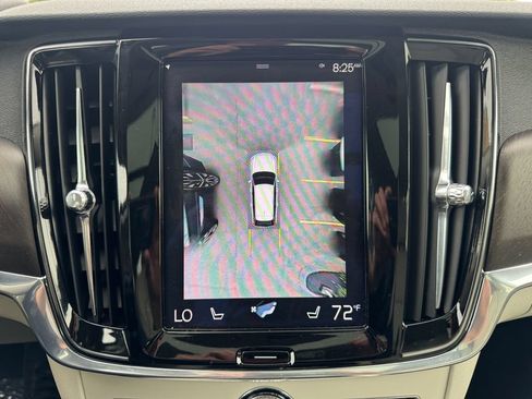 Used 2018 Volvo V90 T5 Cross Country w/ Convenience Package AWD/4WD image 18