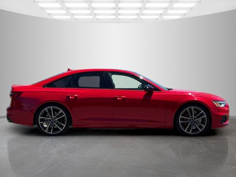 Used 2020 Audi S6 Premium Plus w/ S Sport Package AWD/4WD image 4