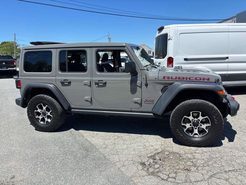 Used 2021 Jeep Wrangler Unlimited Rubicon AWD/4WD image 2