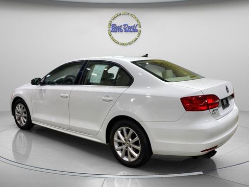 Used 2014 Volkswagen Jetta SE image 3