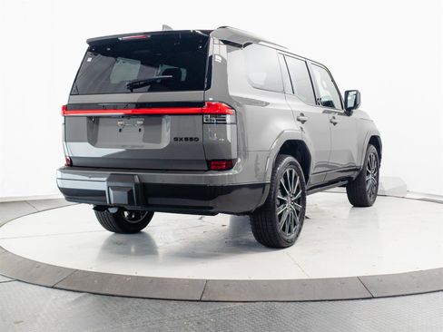 New 2026 Lexus GX 550 AWD/4WD image 13