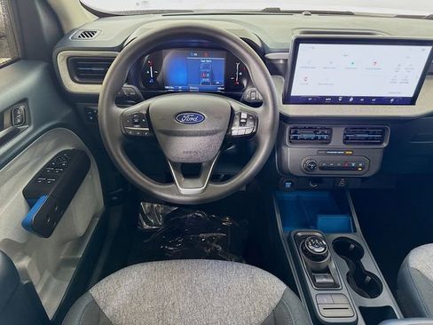 Used 2025 Ford Maverick XLT FWD image 33