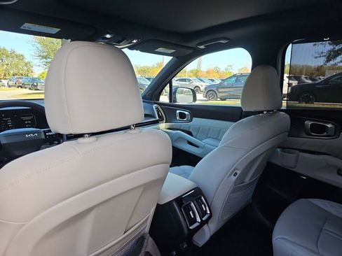 New 2026 Kia Sorento SX Prestige AWD/4WD image 9