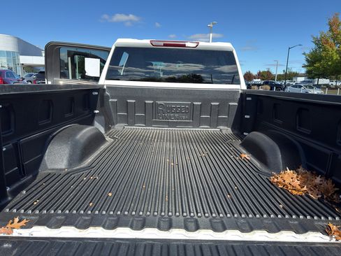 Used 2024 Chevrolet Silverado 2500 LT image 28