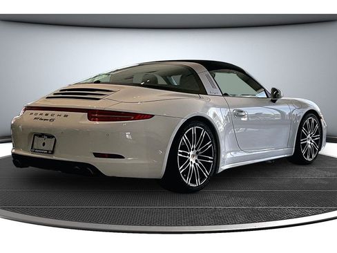 Used 2016 Porsche 911 Targa 4S AWD/4WD image 15