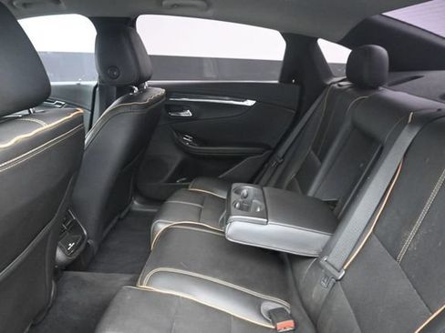 Used 2018 Chevrolet Impala Premier FWD image 18