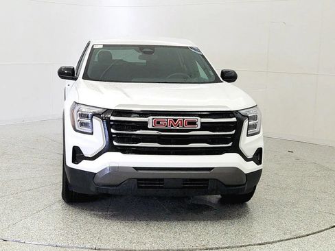 Used 2026 GMC Terrain Elevation FWD image 2