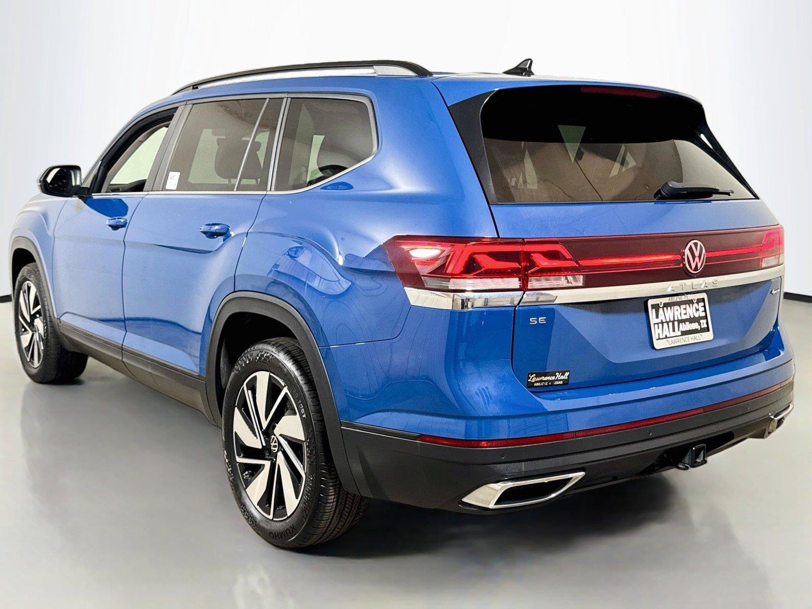 Used 2026 Volkswagen Atlas SE AWD/4WD image 6