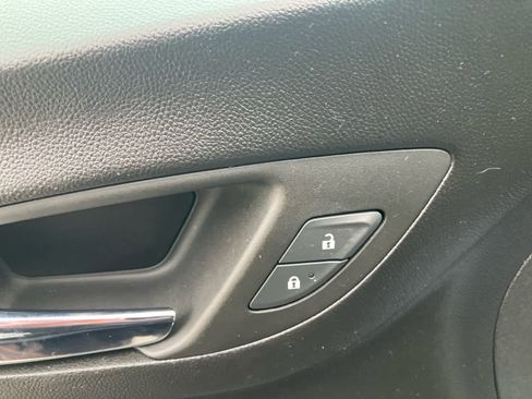 Certified 2023 Chevrolet Equinox LS image 12