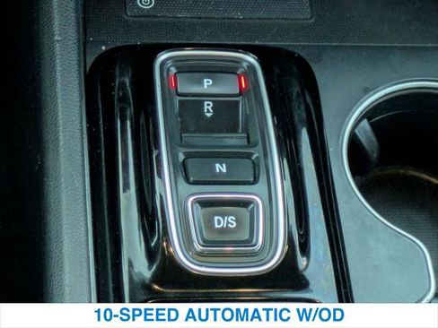 Used 2023 Honda Pilot Touring image 19